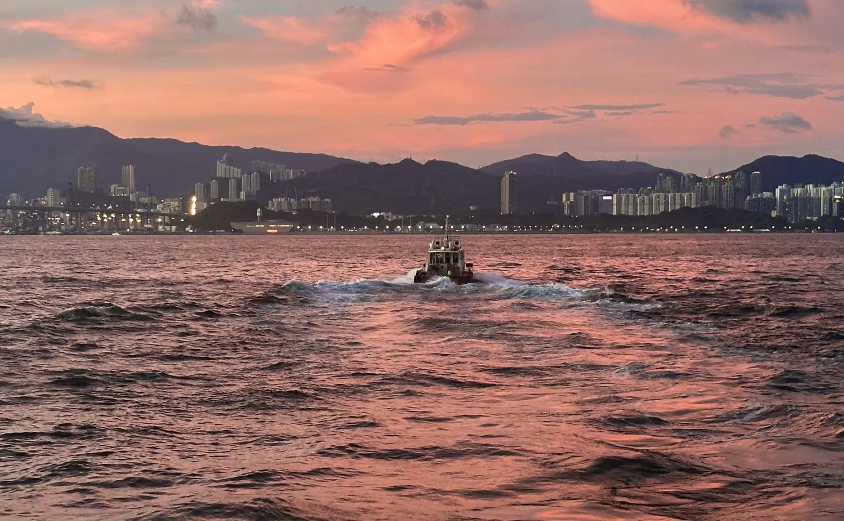 【29】流畅只是每秒24帧的幻觉，无数的断点才是真相｜曲率飞船newsletter