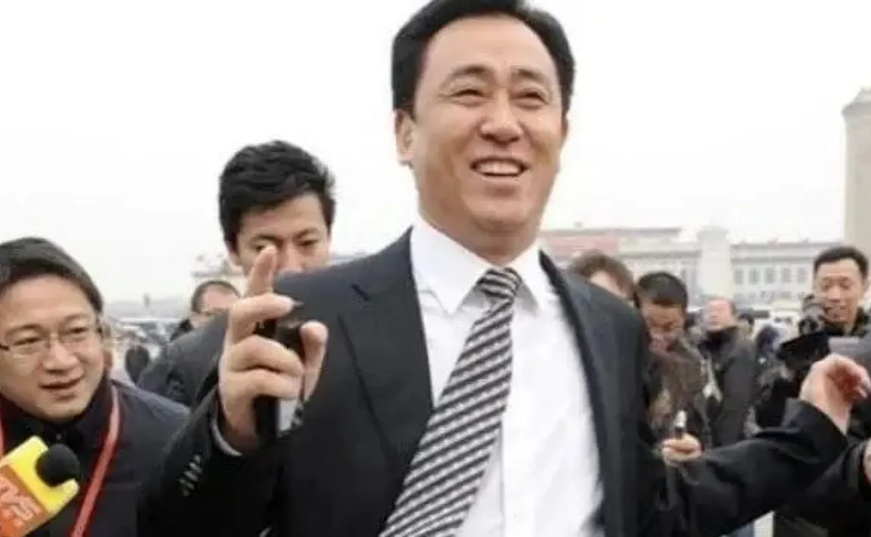 买了恒大烂尾楼的人，该怎么办呢？