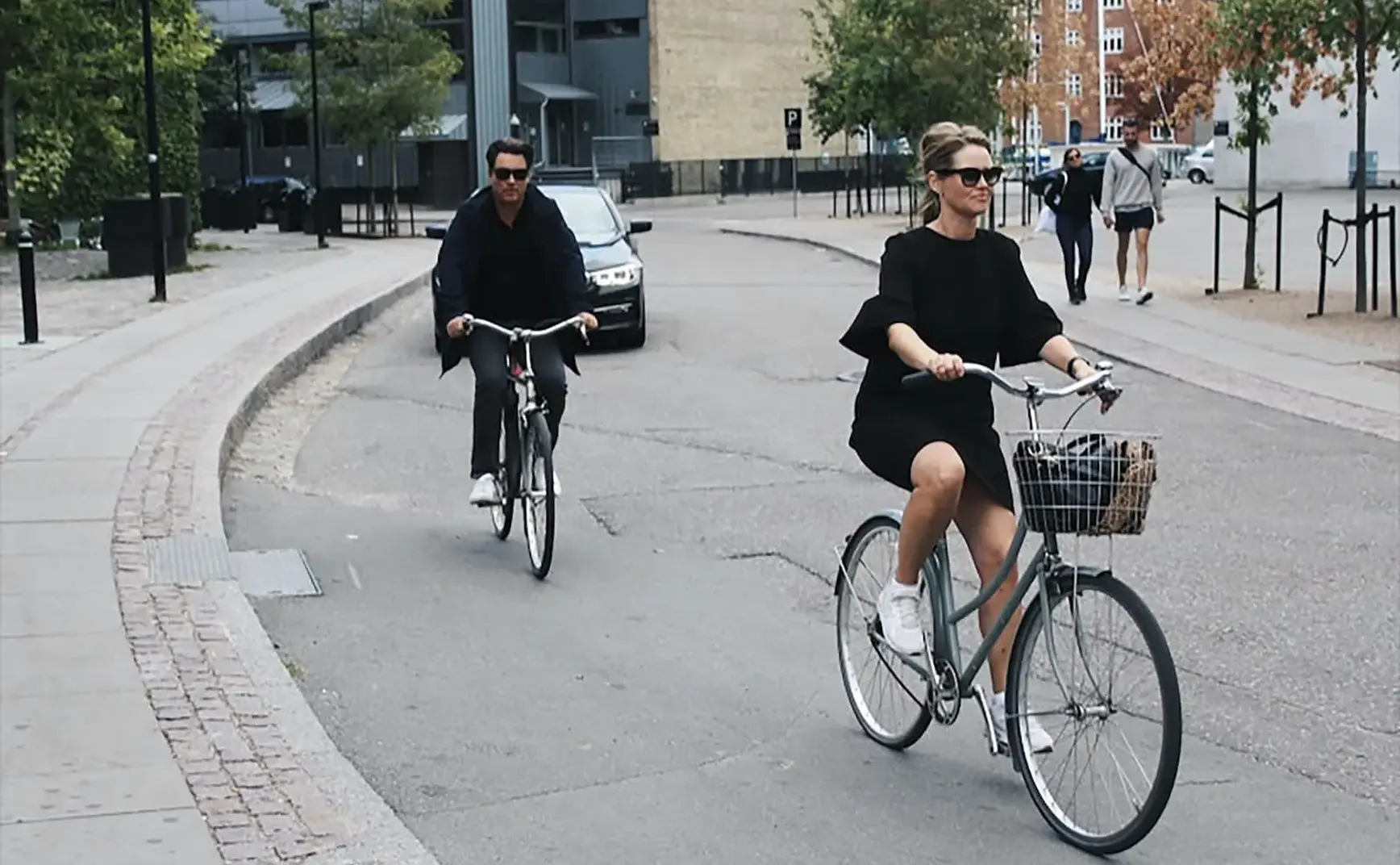 姗姗来迟的学骑自行车