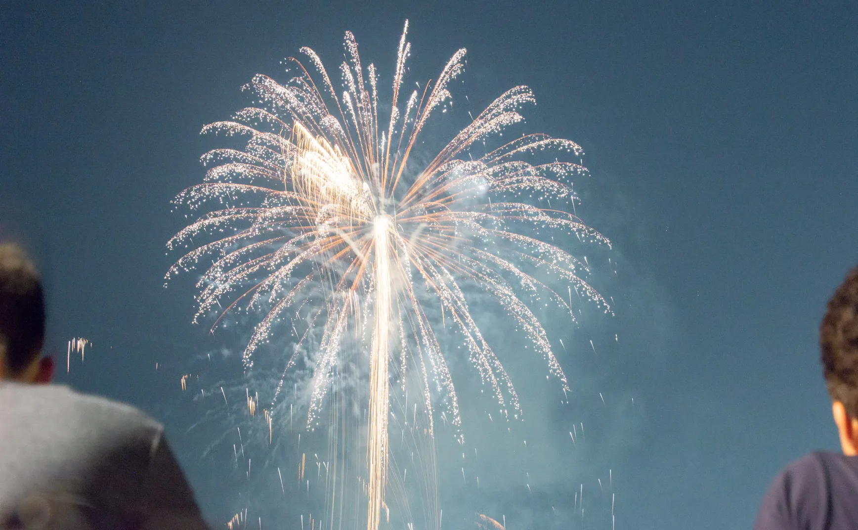 新一年 | 在纷扰中找到自己，在前行中眺望未来