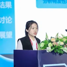 尤妍颜：特发性耳鸣患者的临床特征与心理声学分析