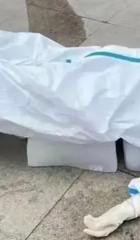 南昌允许脱掉防护服，长春要求戴上N95