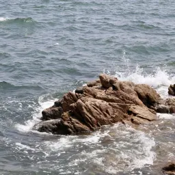 # 02 粗糙也是一种质感