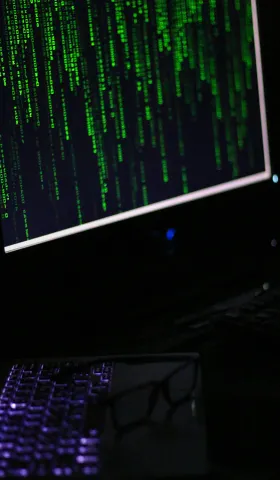 观点分析：工程师友好文化 (Hacker-friendly)