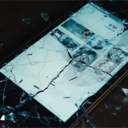 被你丢掉的手机，到别人手里却价值百万