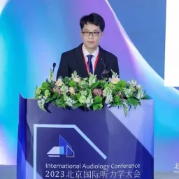 林智涵：不同干预时长助听器儿童的皮层听觉诱发电位变化研究