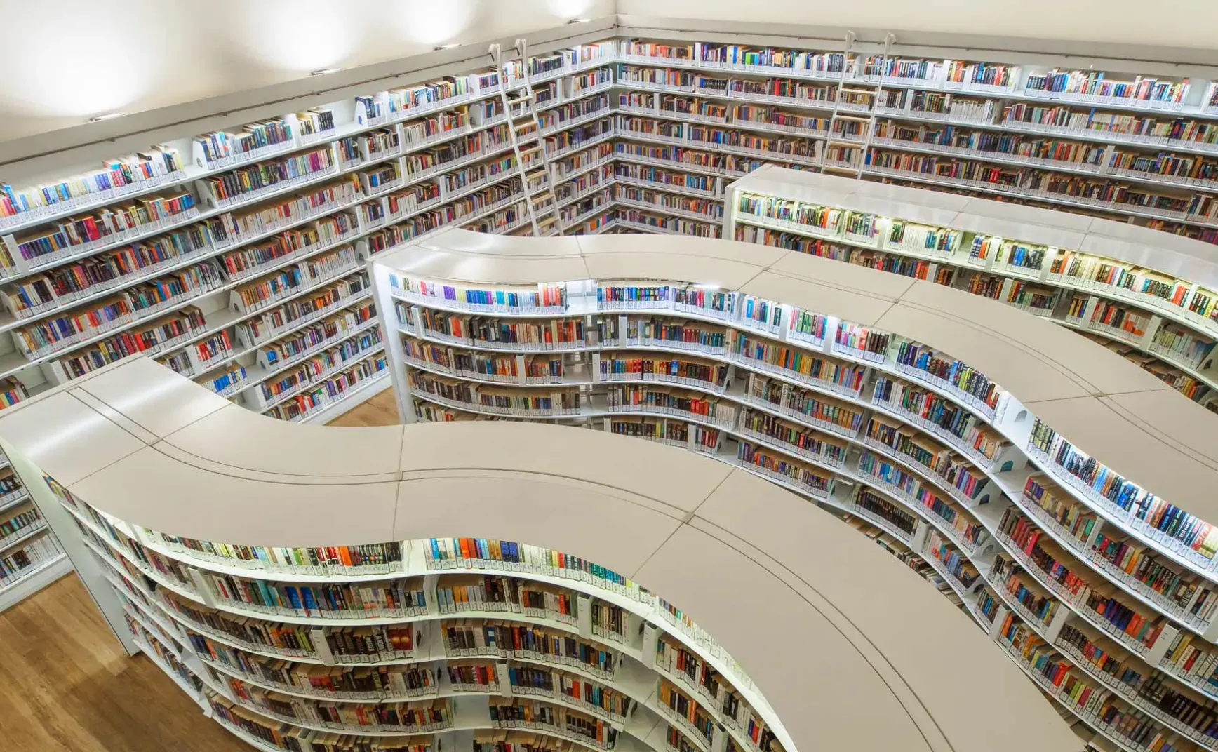 9月8日 | 日本首相辞职：聚焦社会治理与网络安全