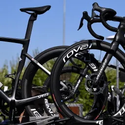 #012  闪电联合速卖通和中国警方打假