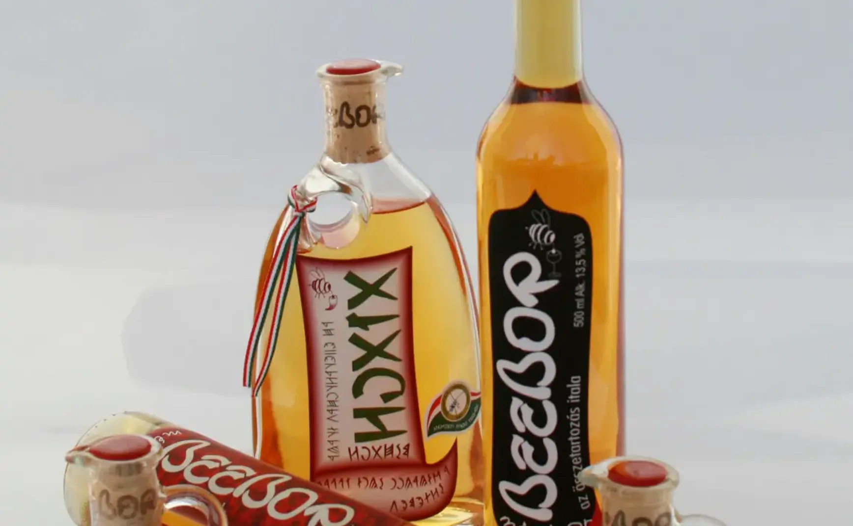 Mezbor - Hungarian Mead: 10/10 - Literally the best mead I've tried so far 