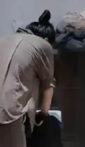 阿芬找工作被歧视住厕所，是卫健委一手造成的