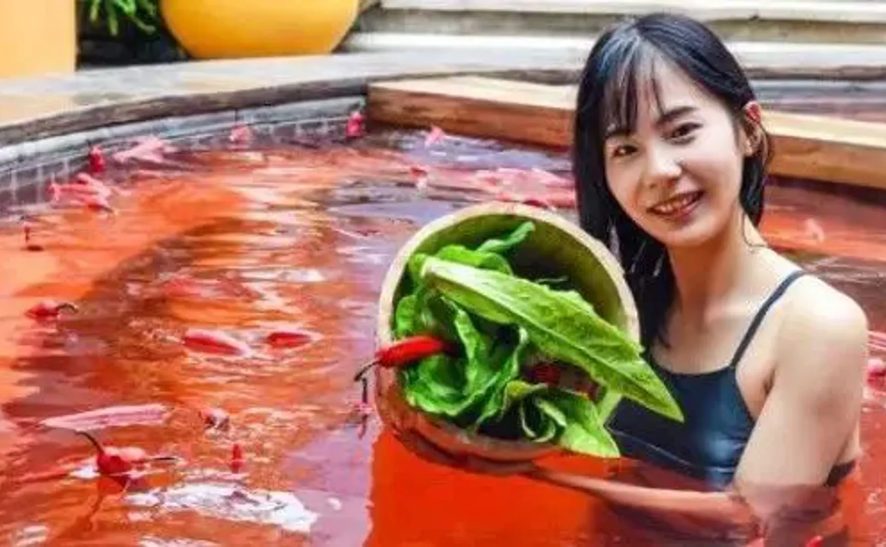 中国温泉的奇葩配方，简直比火锅还多