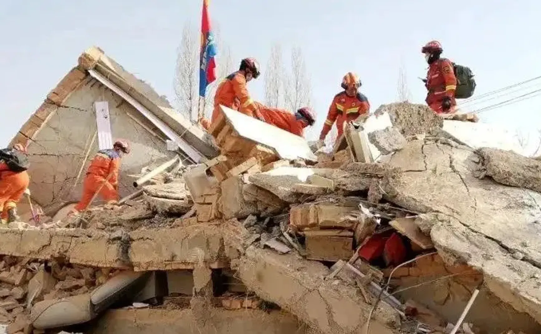 积石山地震倒塌房屋补助2.8万重建，算多还是少？