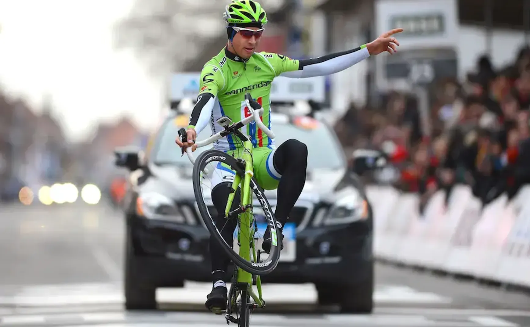 #011 翘头骑行破世界纪录