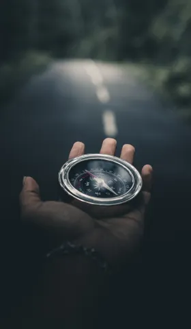 《猫的伏击》第8章：“罗盘”在手