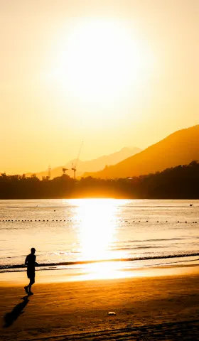 【解讀美股情緒】有人放煙火 有人追晚風 - 20251120