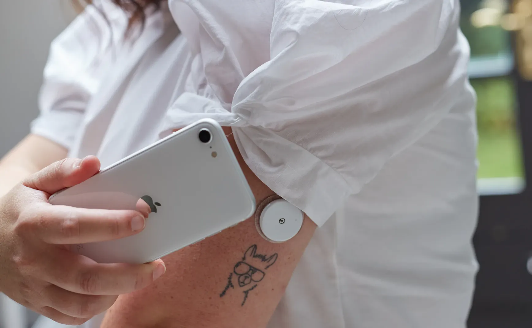 动态血糖监测在糖尿病前期、早期糖尿病及非糖尿病人群中的应用研究综述