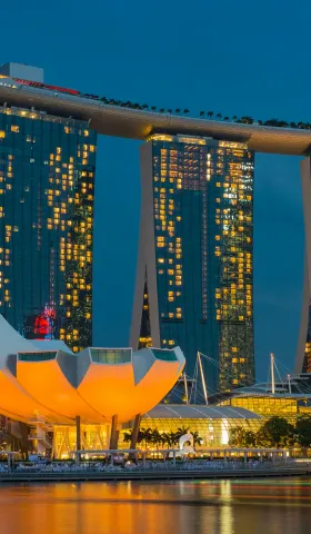 读记｜二〇二四・十：韩江、李光耀、冯客等