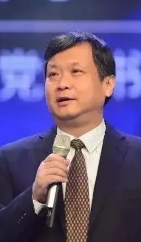 把舆论监督当成笑话的电视台长，自己也活成了一个笑话
