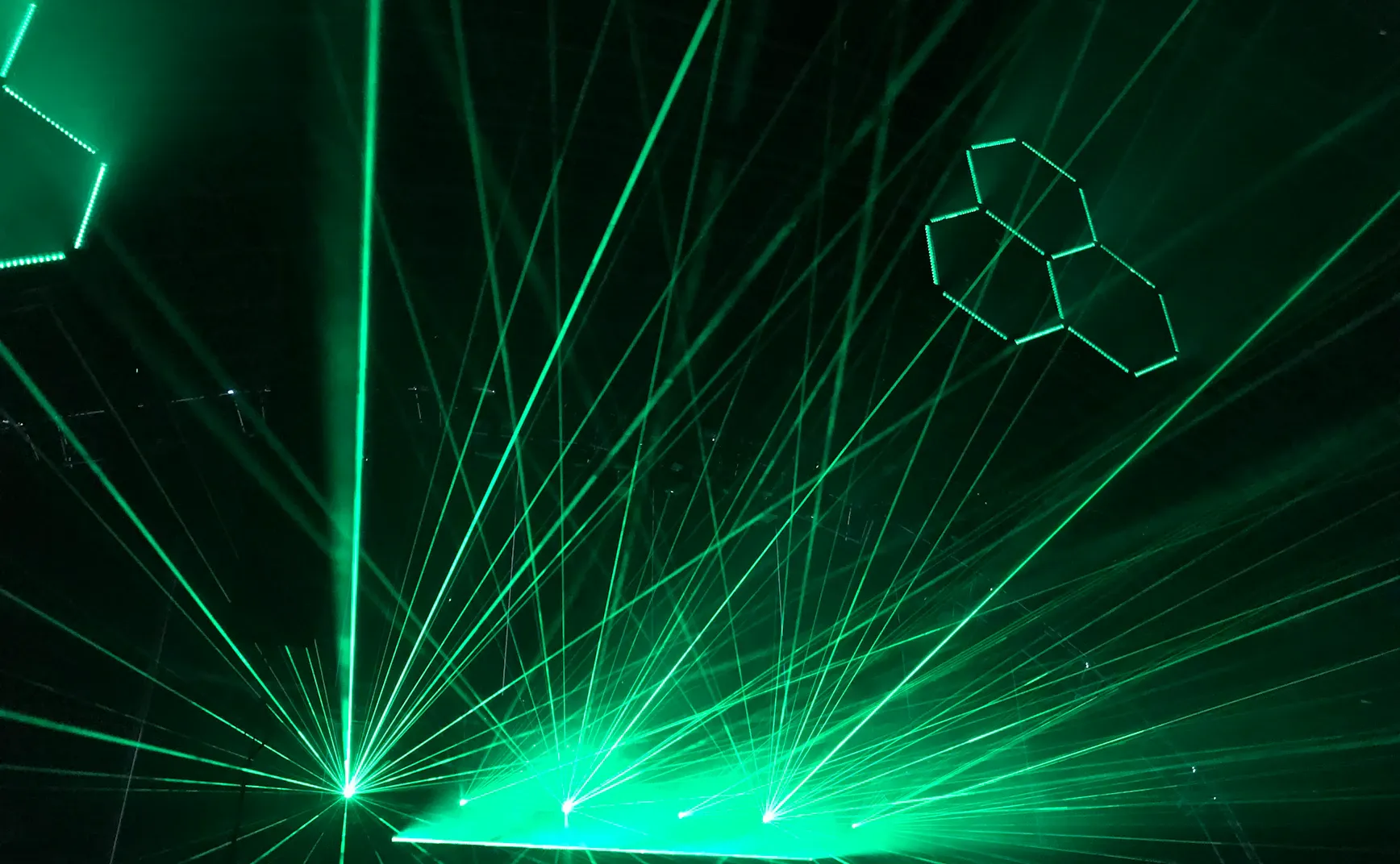 光刻胶的化学构成、光学工程及其在植入式医疗器械领域的应用前景与法规挑战综合分析报告