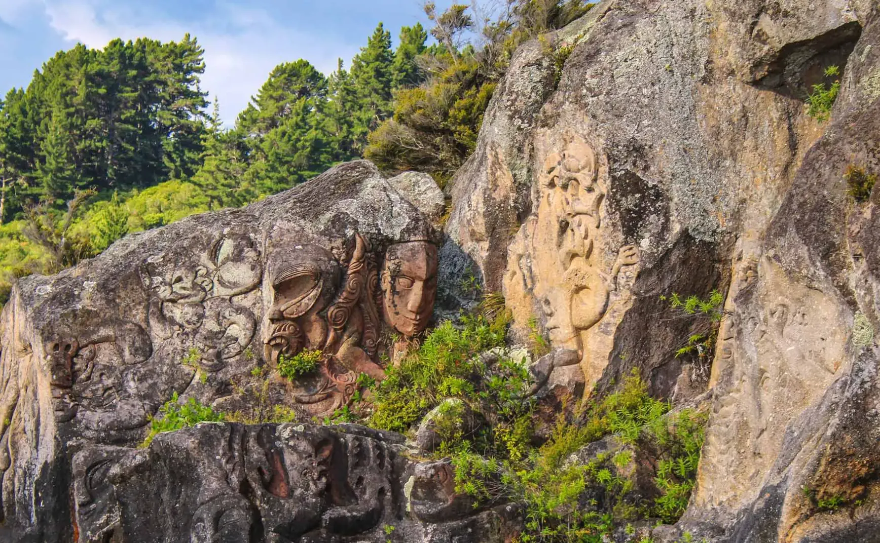 8月9日 | 每日速览：GPT-5重磅发布，多起社会焦点事件引关注