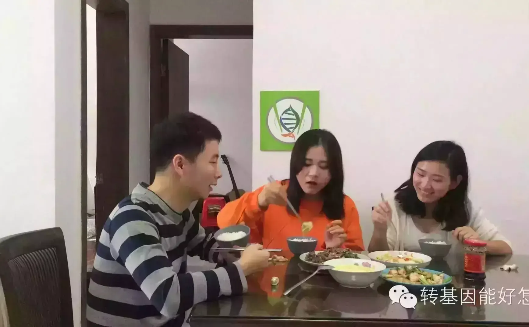 谁说只有GEEK才支持转基因？萌妹子也吃得香