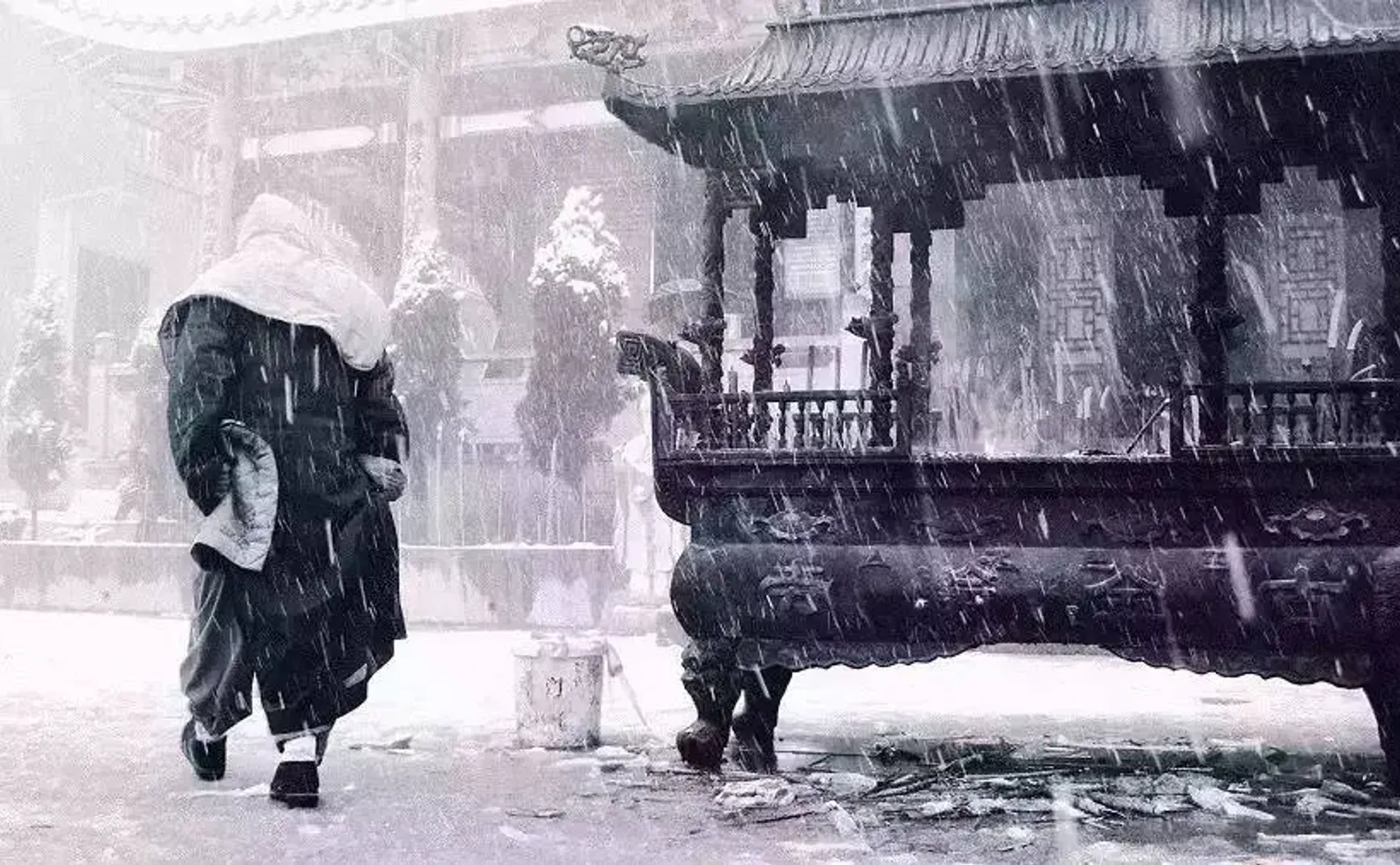 忘记过去，认真生活