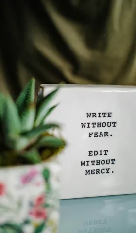 AI辅助长篇小说创作方法论指南