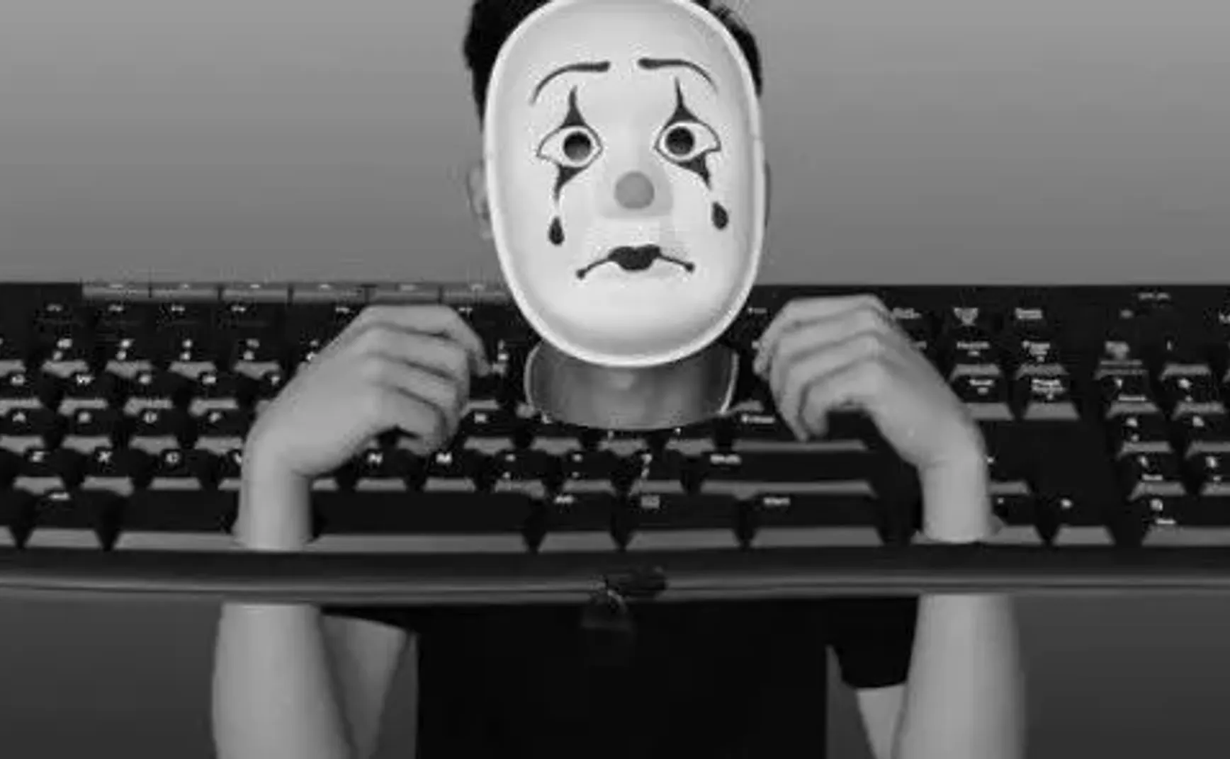 键盘侠的这些特征，信不信你也有？