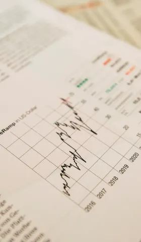 读记｜二〇二五・十～十二：刘未鹏、李笑来、投资等