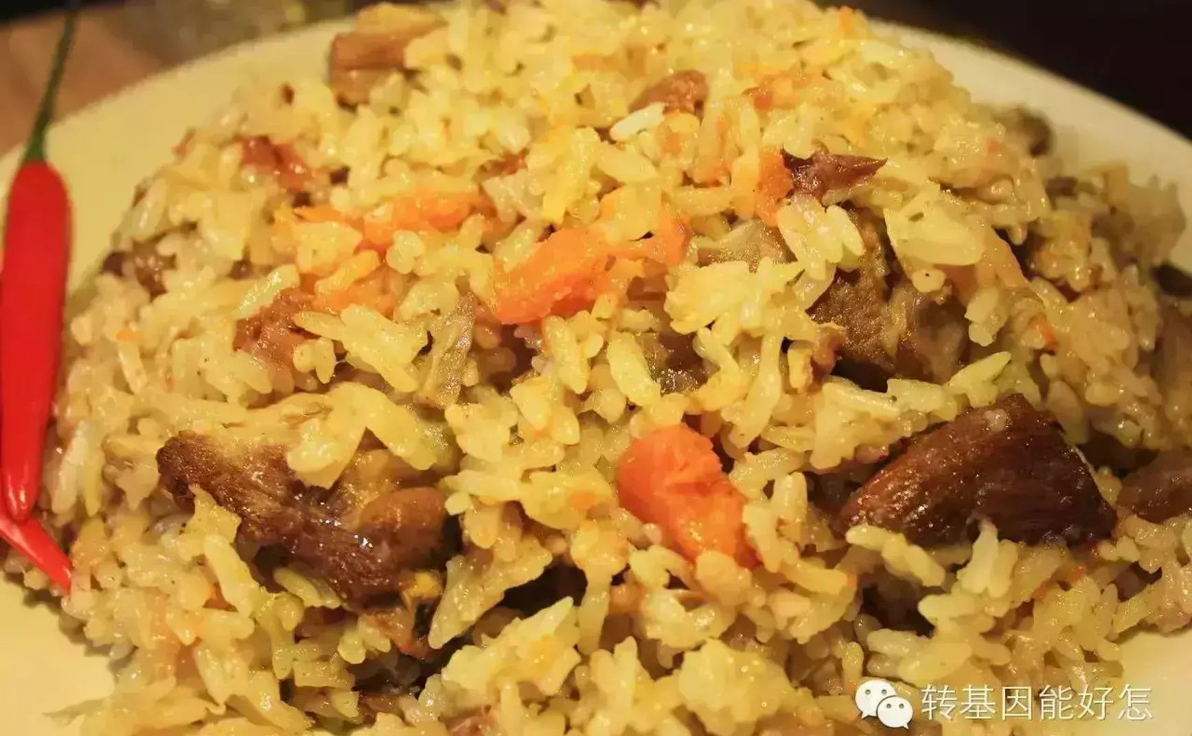 用筷子吃羊肉抓饭，会遭天谴吗？