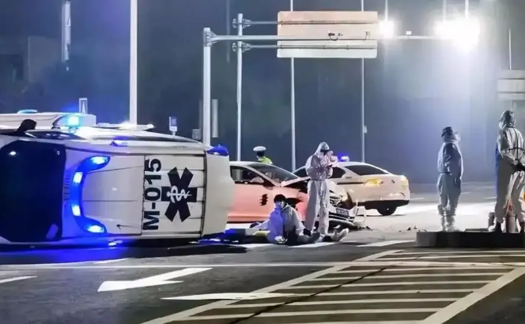 青岛救护车事故，正在把寒气传递给每一位热心市民