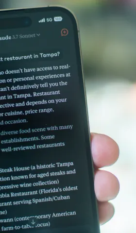 020 完成了一轮公转的地球还是之前的那个地球吗？