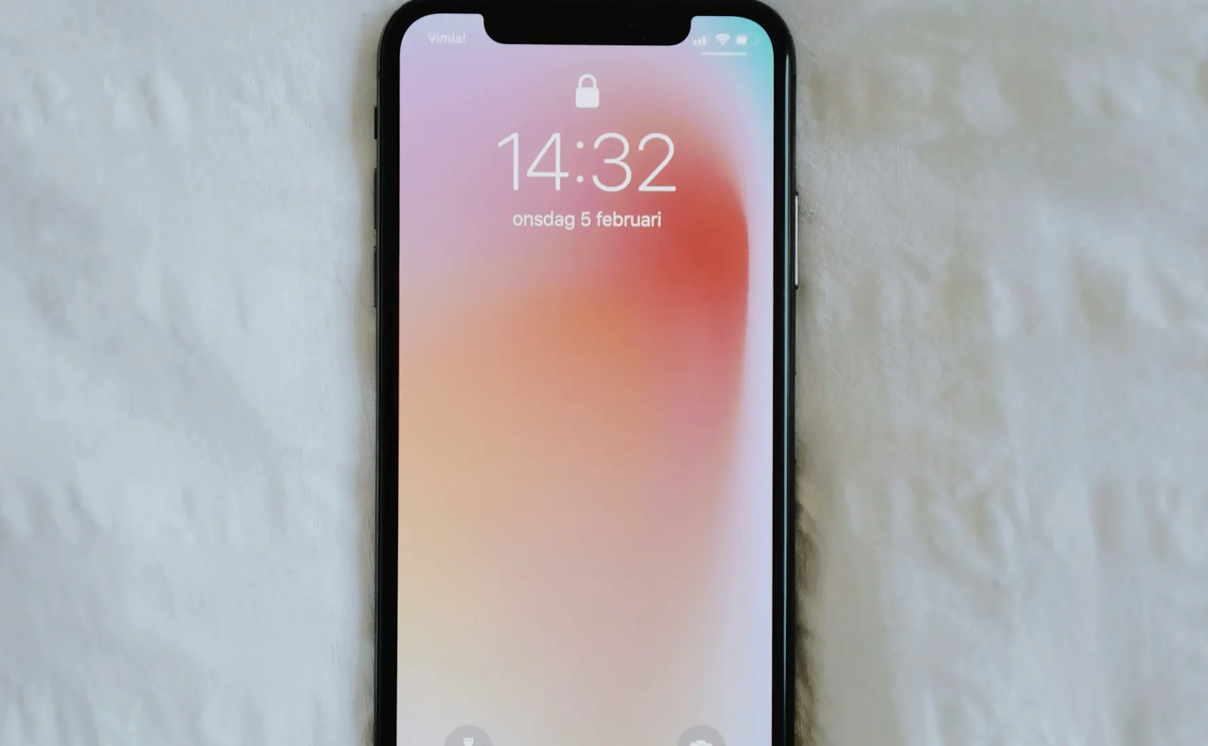 AI 的变与不变：AI 搜索不是搜索，AI 电话也不是电话