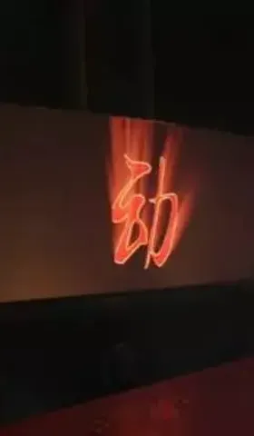 做公益一定要抛家弃子才能感动中国？