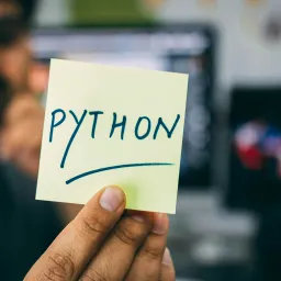 python基础-标识符,保留字,换行符,不换行符
