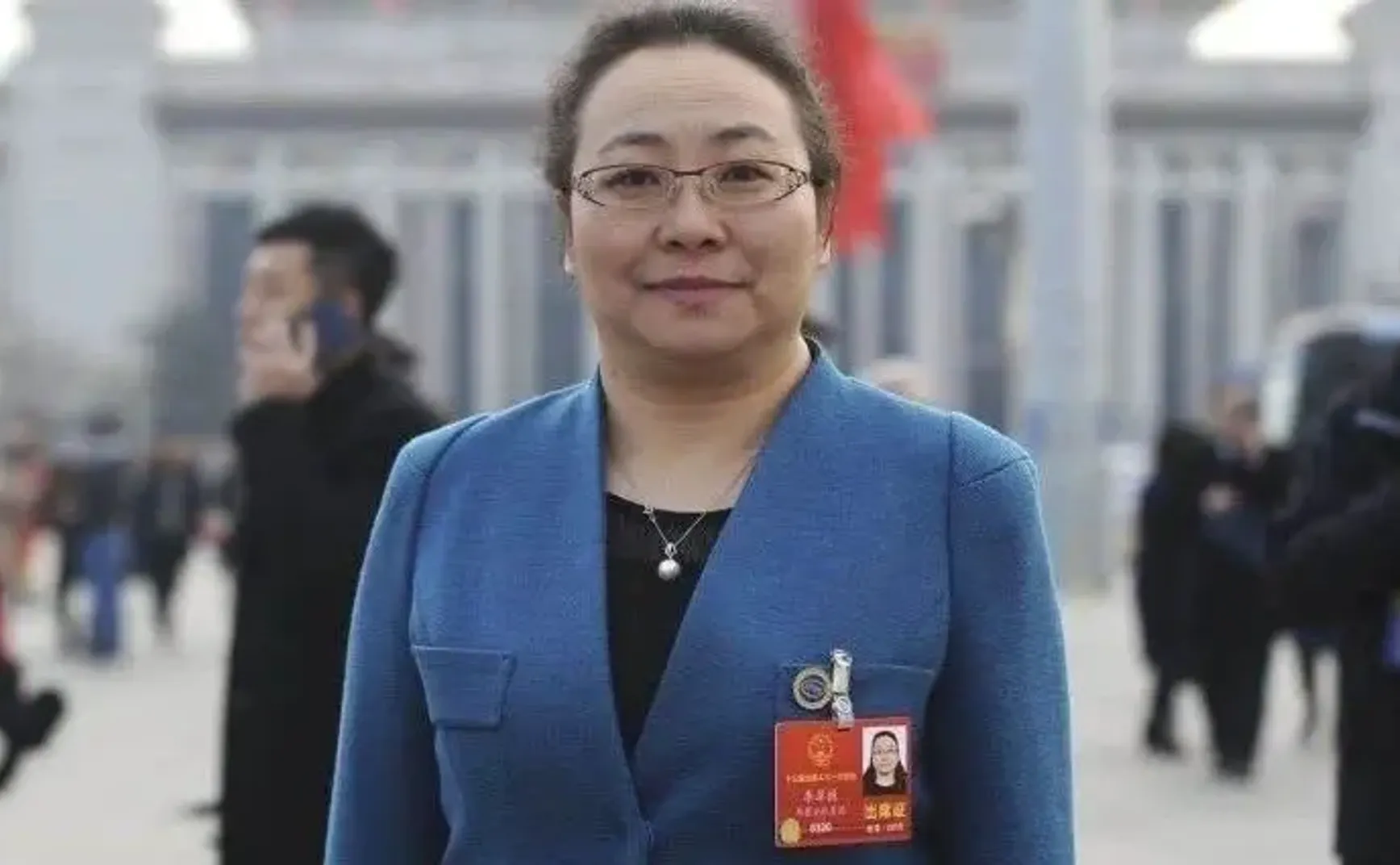 委员自私天经地义，代表自私情有可原
