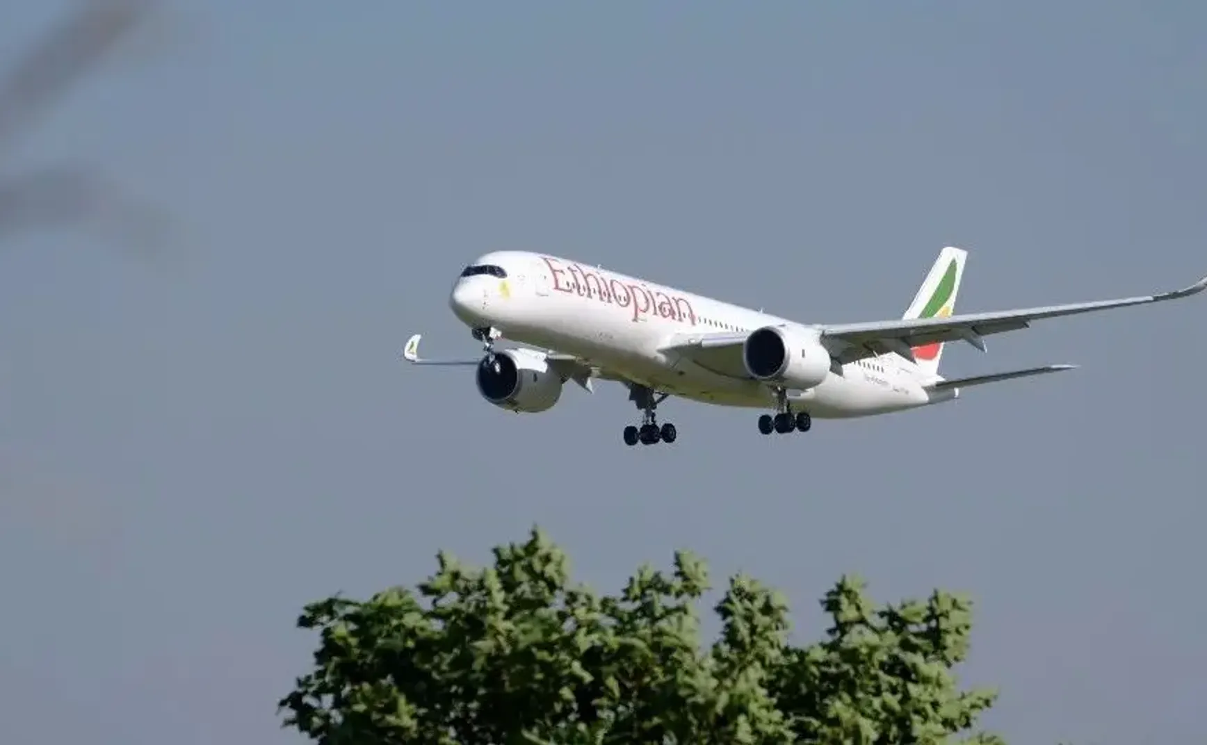 什么是一本正经的胡说八道？从737事故的“深度分析”说起