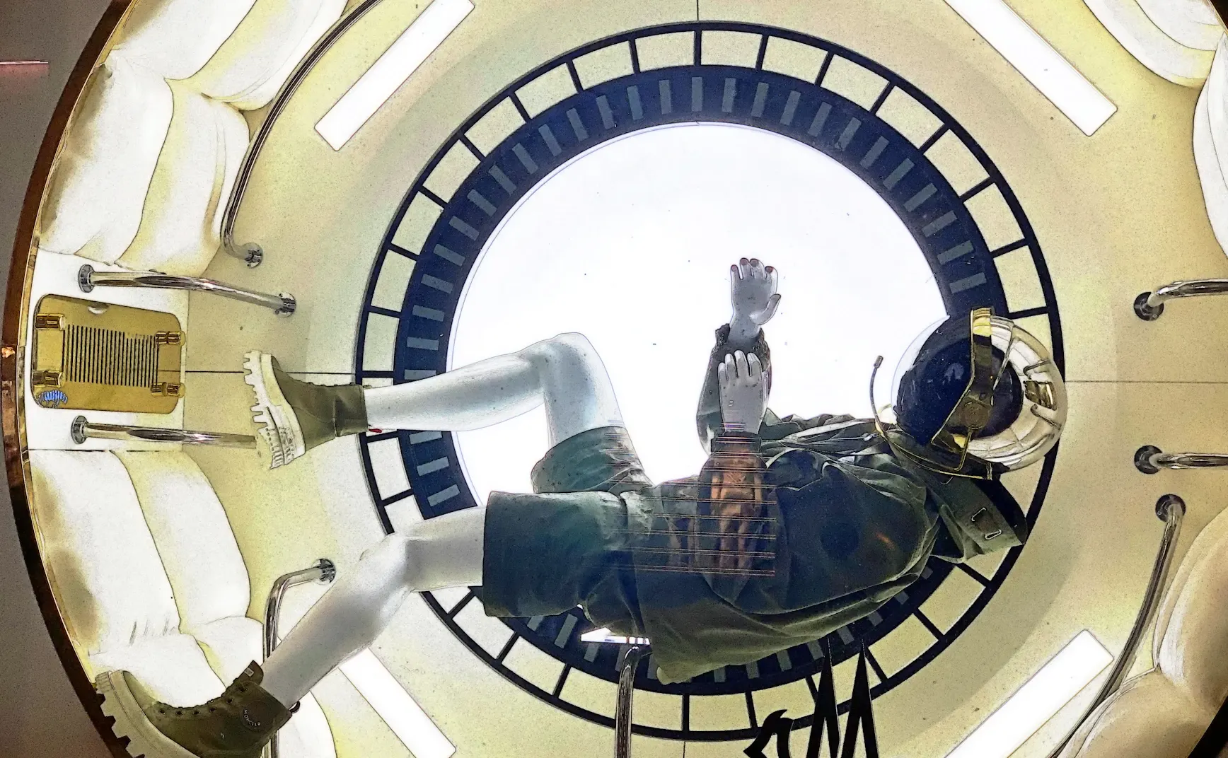 【解讀美股情緒】讓我們把握失重前的幸福 - 20260115