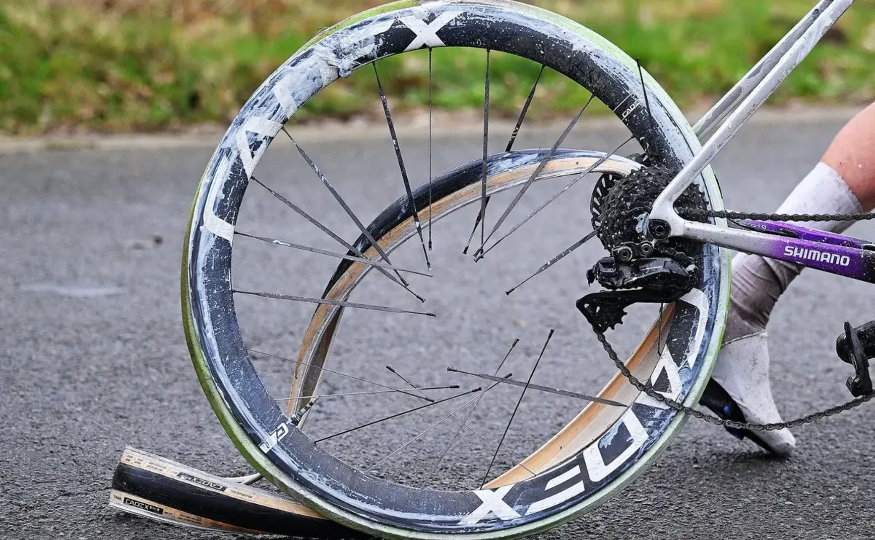 #023期 当顶级轮组在赛场“原地爆炸”