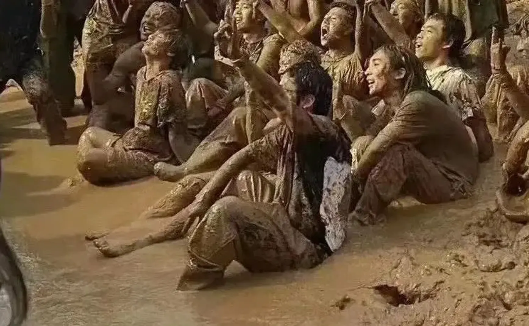 迷笛绝配南阳，都是烂泥糊不上墙