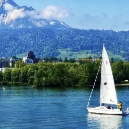 为什么说“不值得浪费时间登月真假”