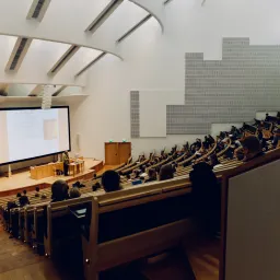 2025年末如何借助AI生成挂号指南